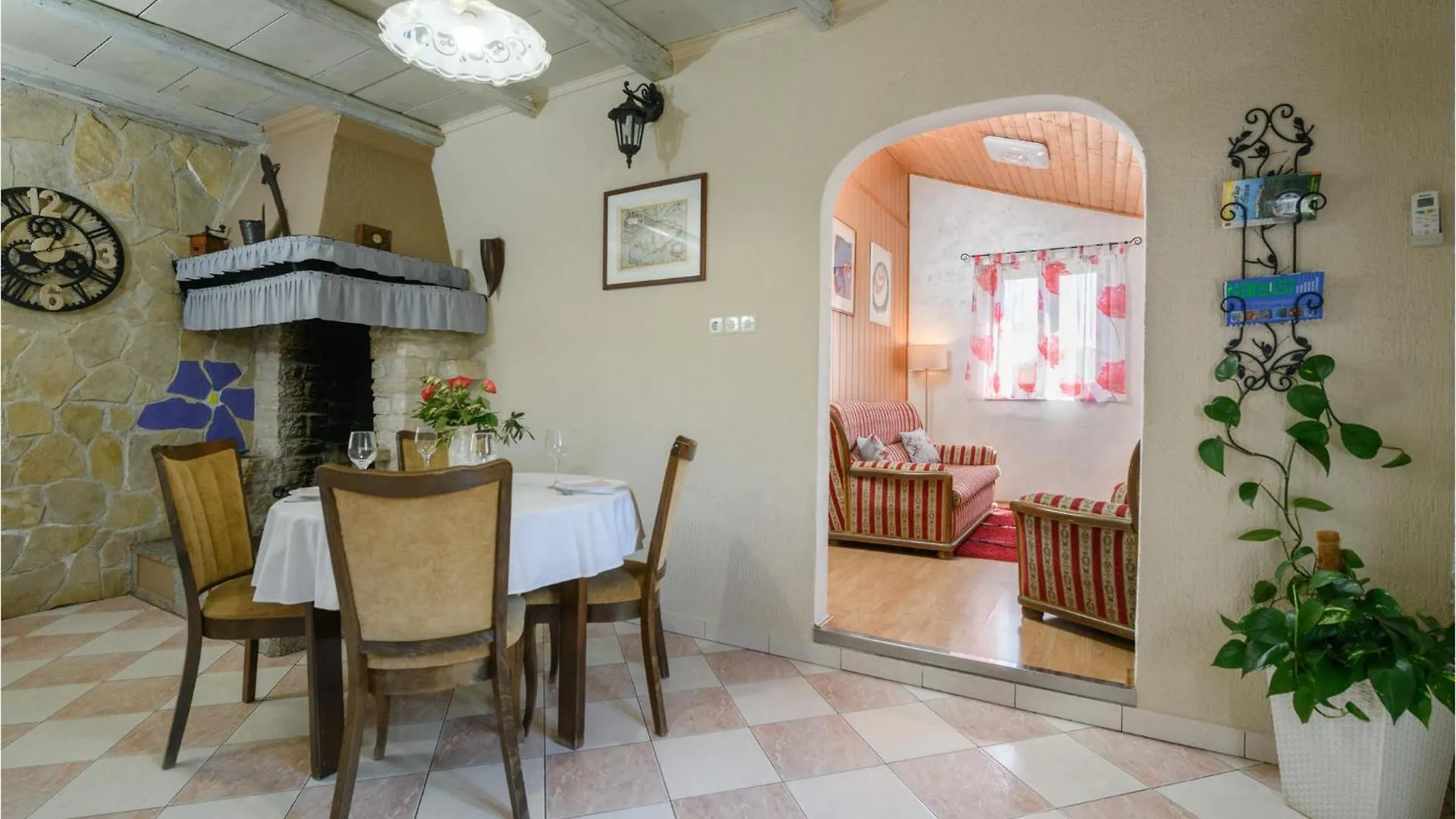 2 Bedroom Nice Home In Barban Holiday home