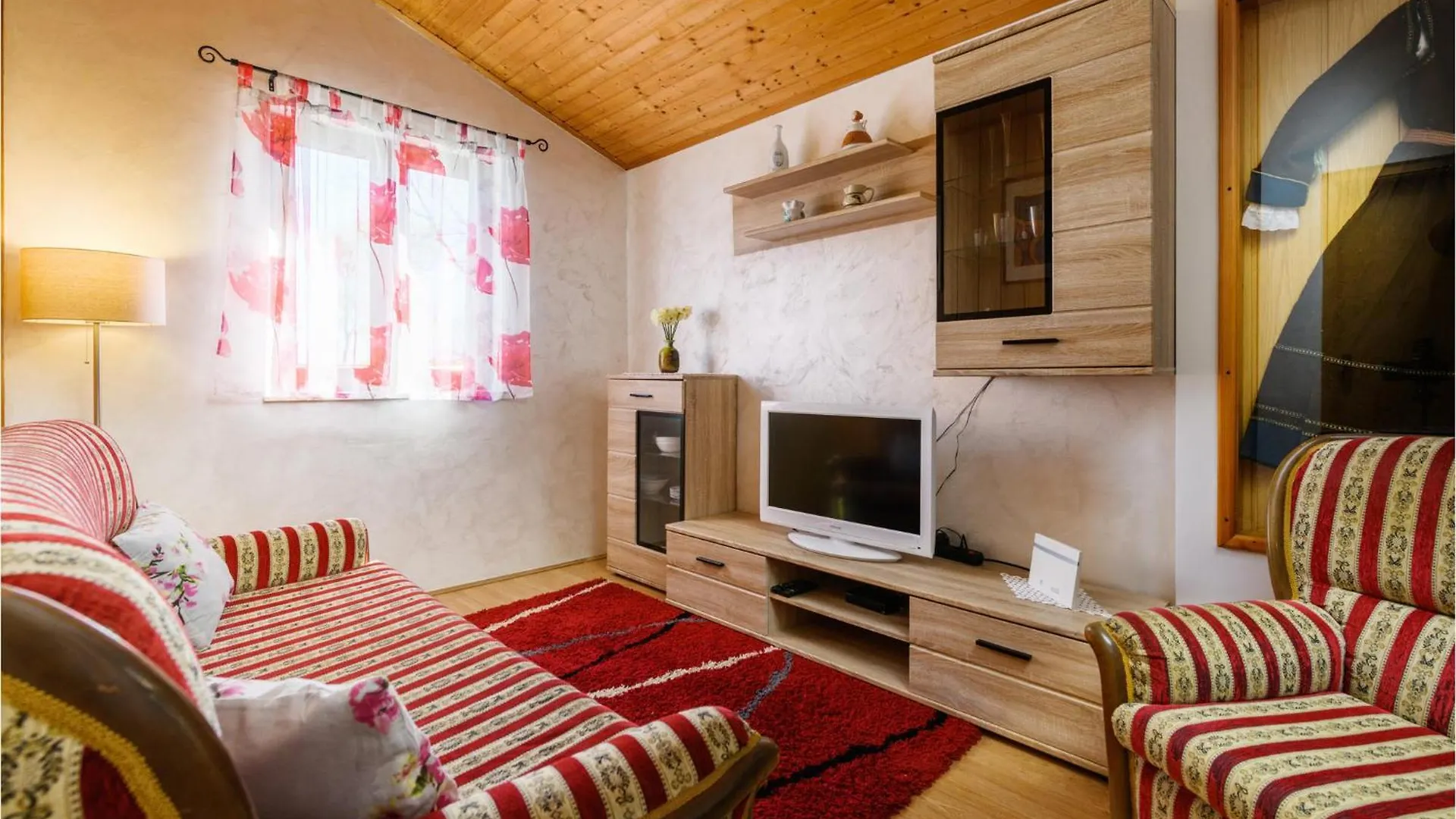2 Bedroom Nice Home In Barban Holiday home